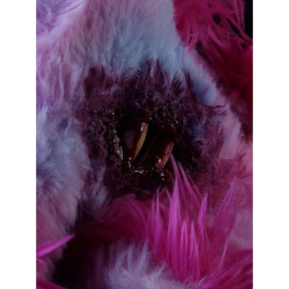 Saritasangerart - Pink unicorn horror dreadly Plüschtier - Rosa